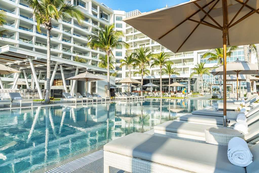 Hotel Garza Blanca And A Tafer Cancun